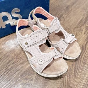 SAS taupe comfort hiking sandals
